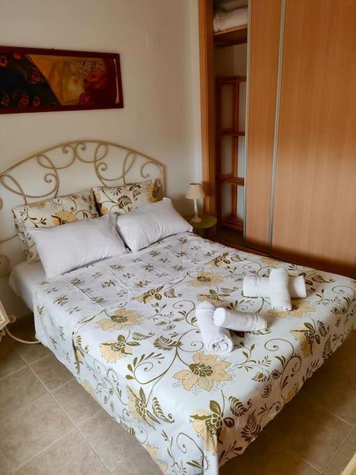 Penthouse Paradiso: 2Br Oasis In Casares Del Sol Extérieur photo